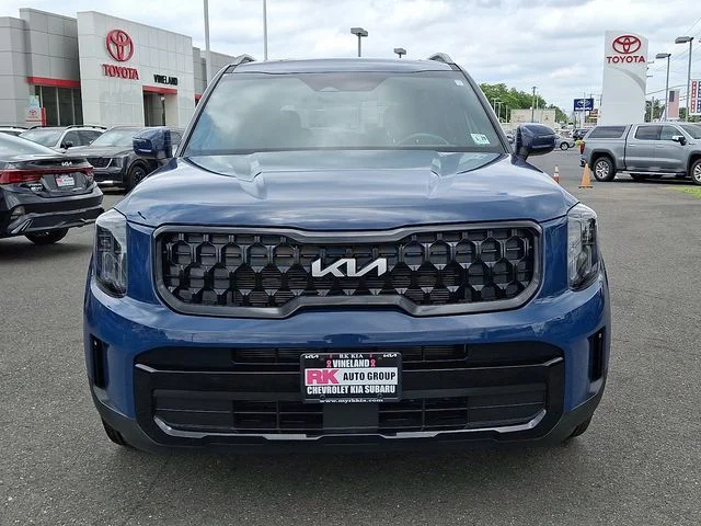 Used 2024 Black Kia EX X-Line image 3