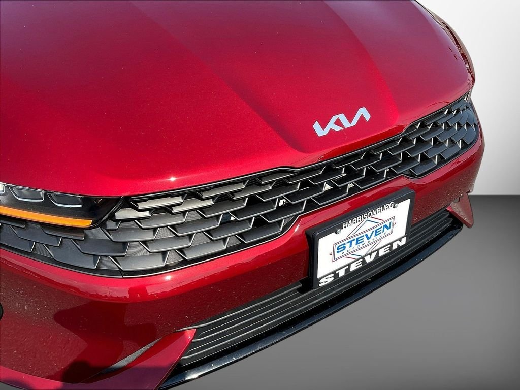 Used 2023 Red Kia LXS image 31