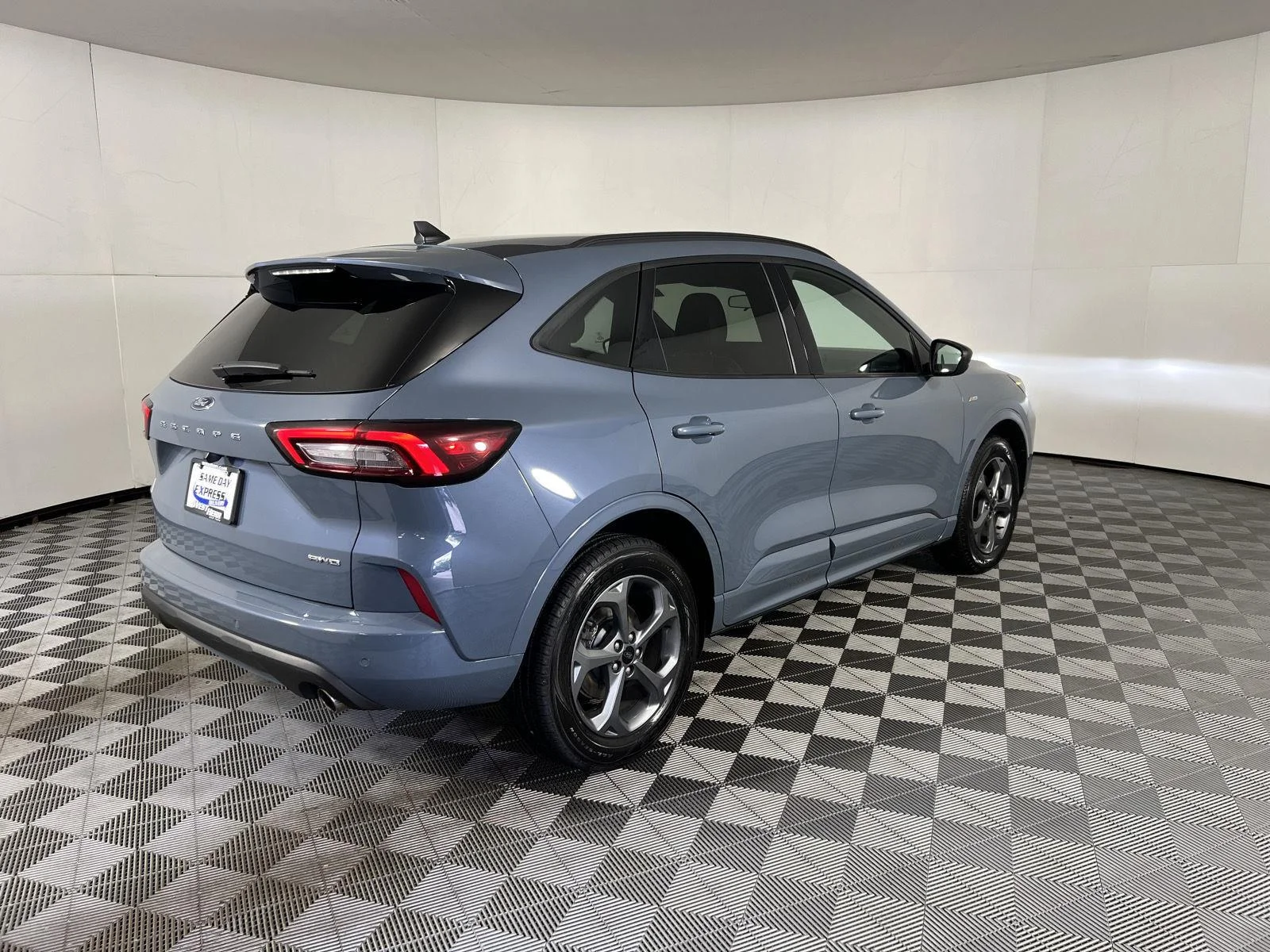 Used 2023 Vapor Blue Ford ST-Line image 25