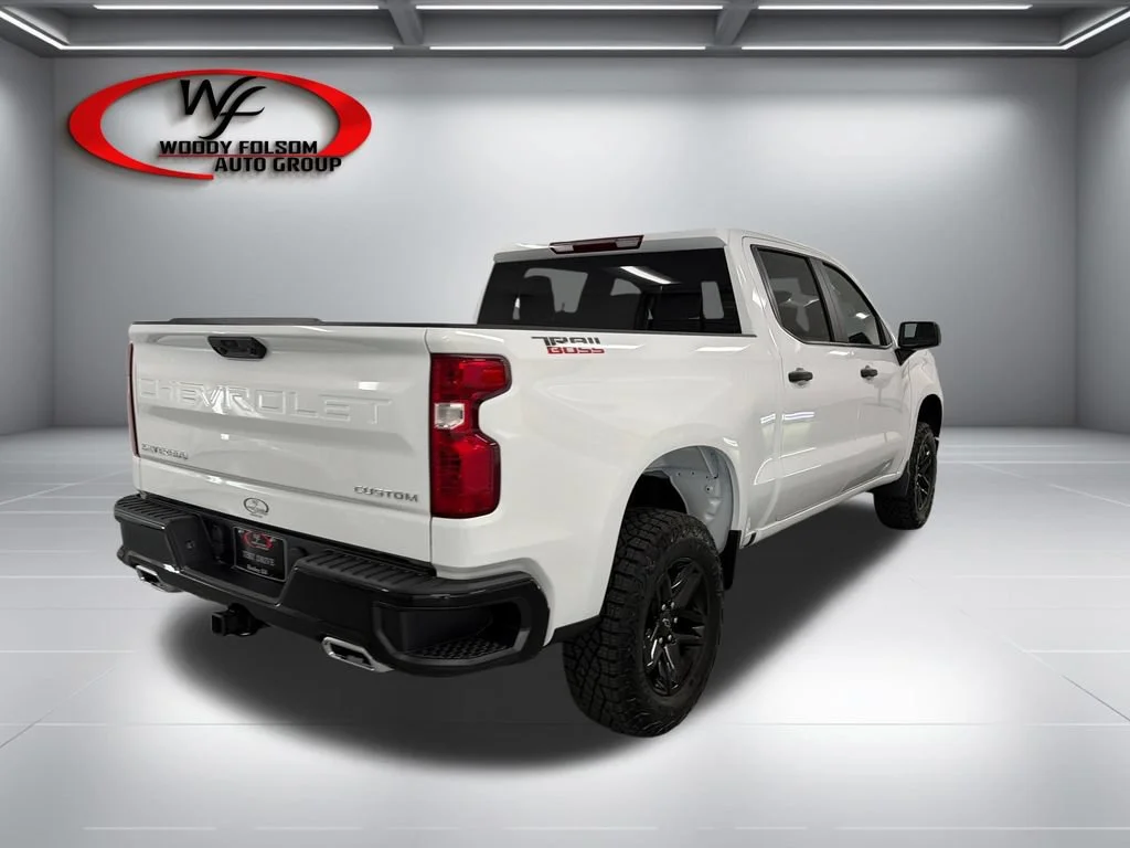 New 2026 Summit White Chevrolet Custom Trail Boss image 6