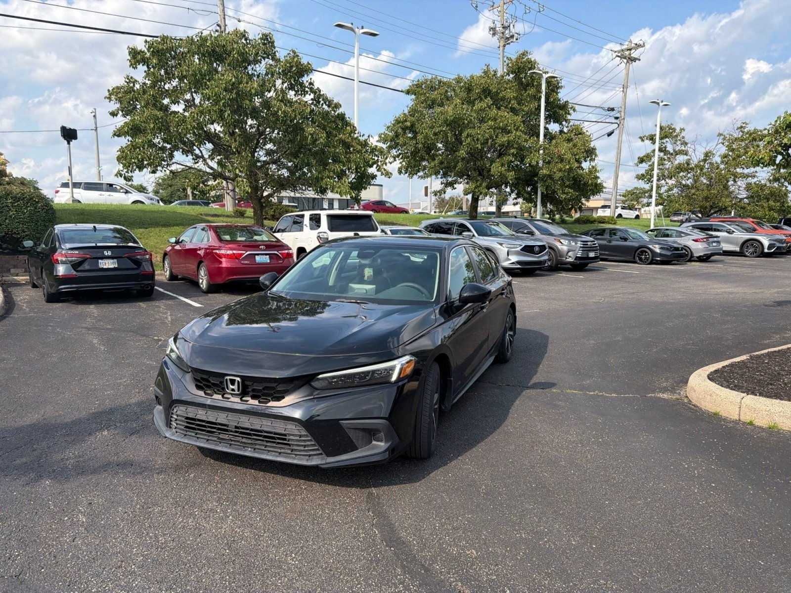 Certified Used 2023 Crystal Black Pearl Honda LX image 6