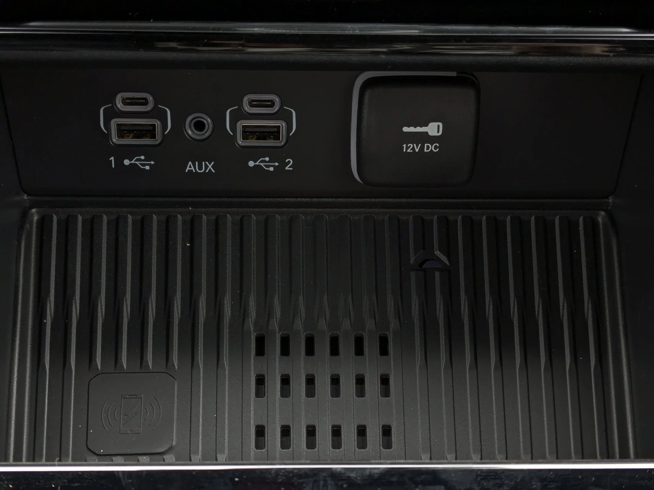 New 2026 Black Jeep Limited - - 4x4 - Panoramic Sunroof - Limited Altitude Pack - 20 Gloss Black Wheels & More! image 26