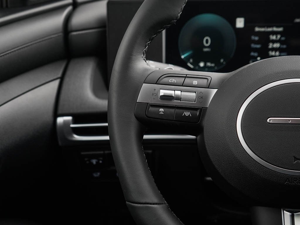 New 2026 Ash Black Hyundai SEL Convenience AWD image 21