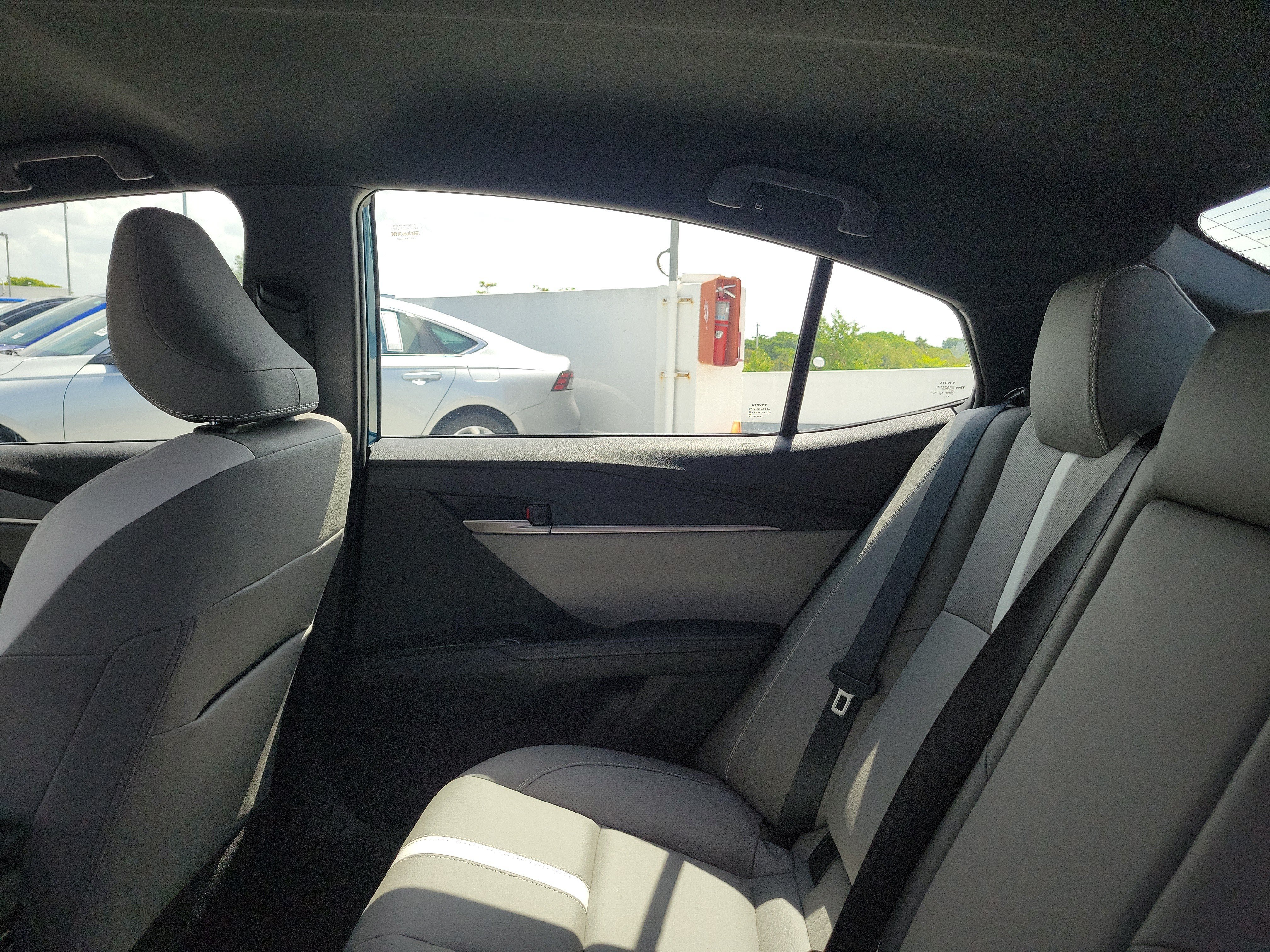 Used 2025 Ocean Toyota SE image 13