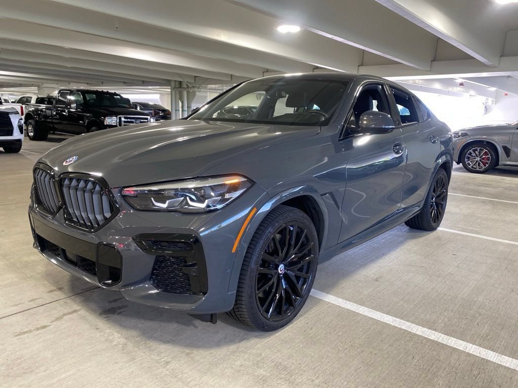 Used 2022 Gray Metallic BMW M50i image 1