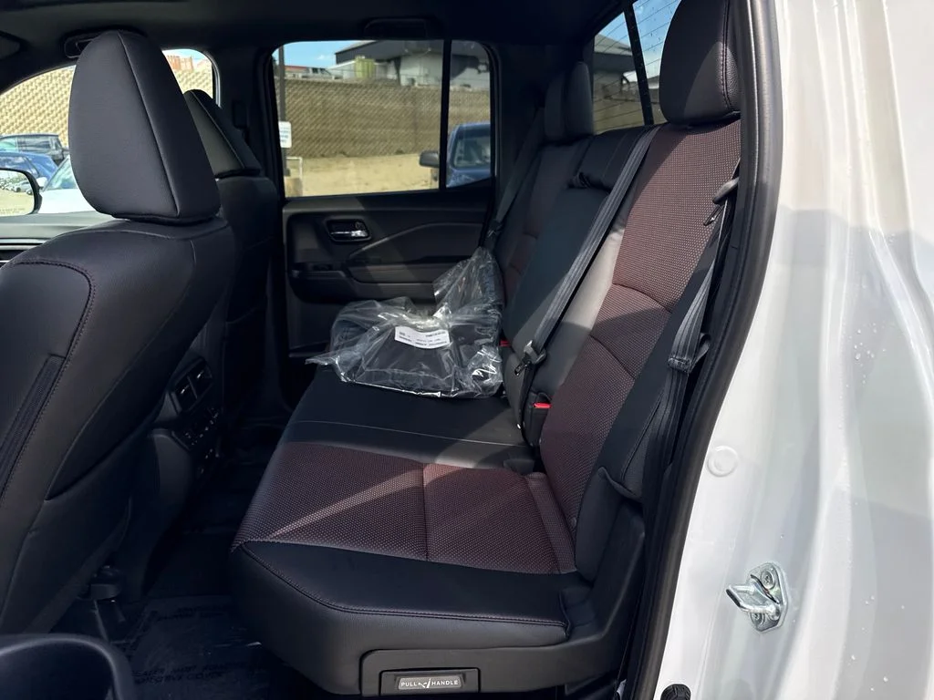 2026 Honda Ridgeline Black Edition - Photo 25