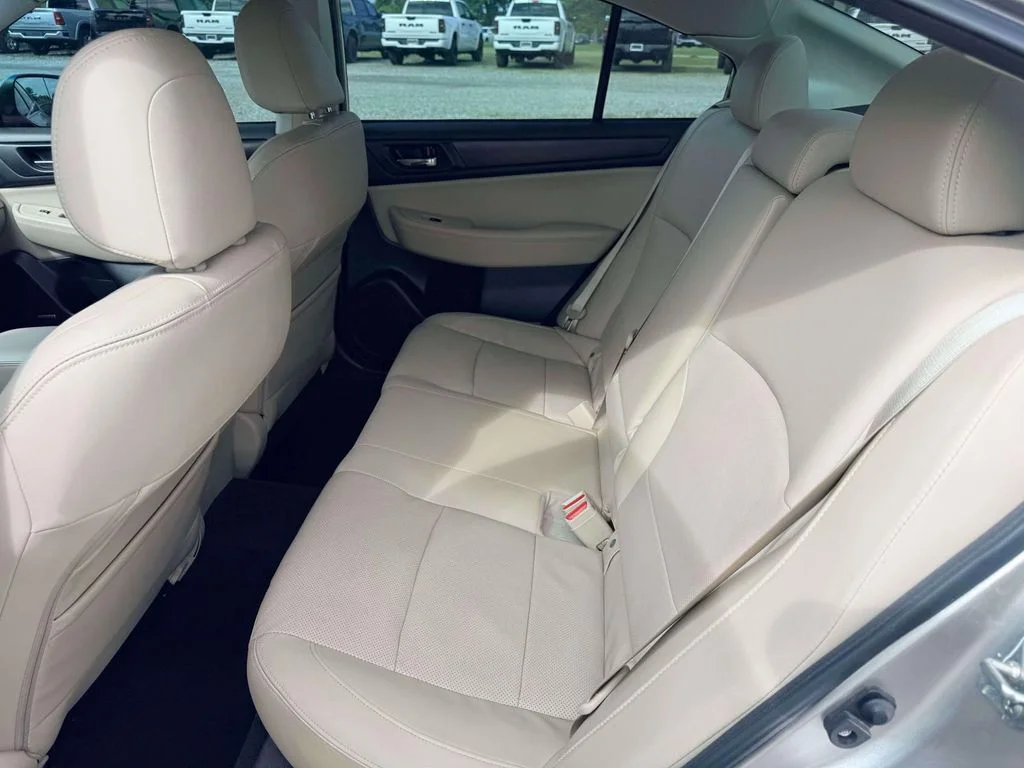 Used 2016 Gray Subaru 2.5i image 10