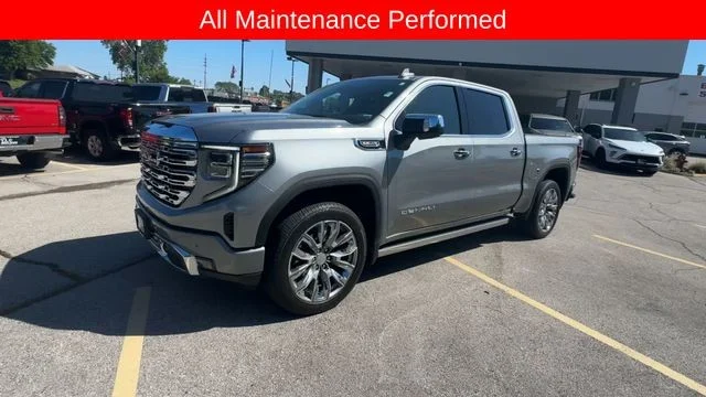 Used 2024 Sterling Metallic GMC 4WD Crew Cab 147" Denali image 5