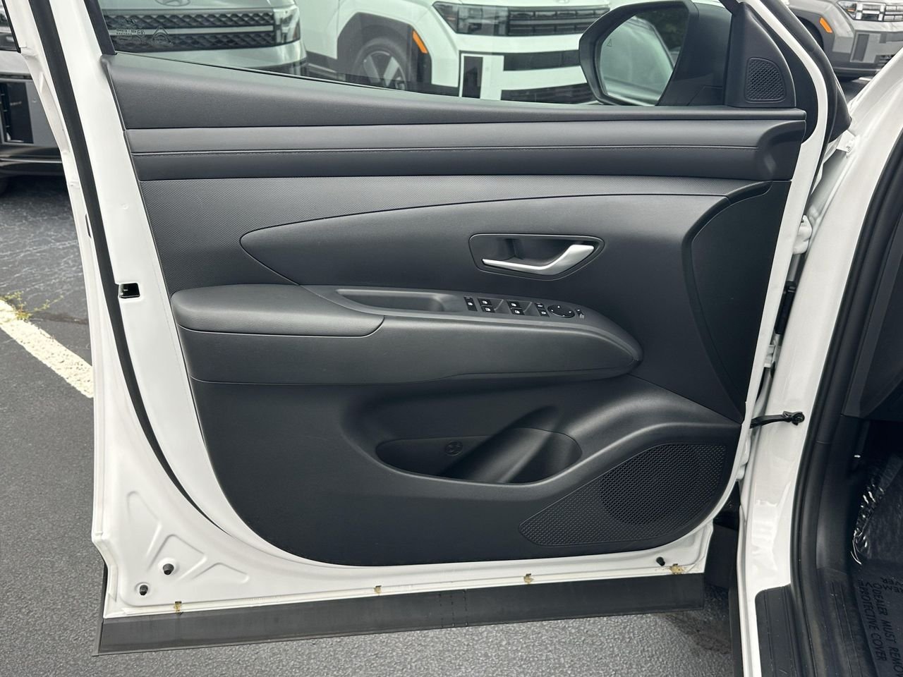 New 2026 Serenity White Pearl Hyundai SE image 10
