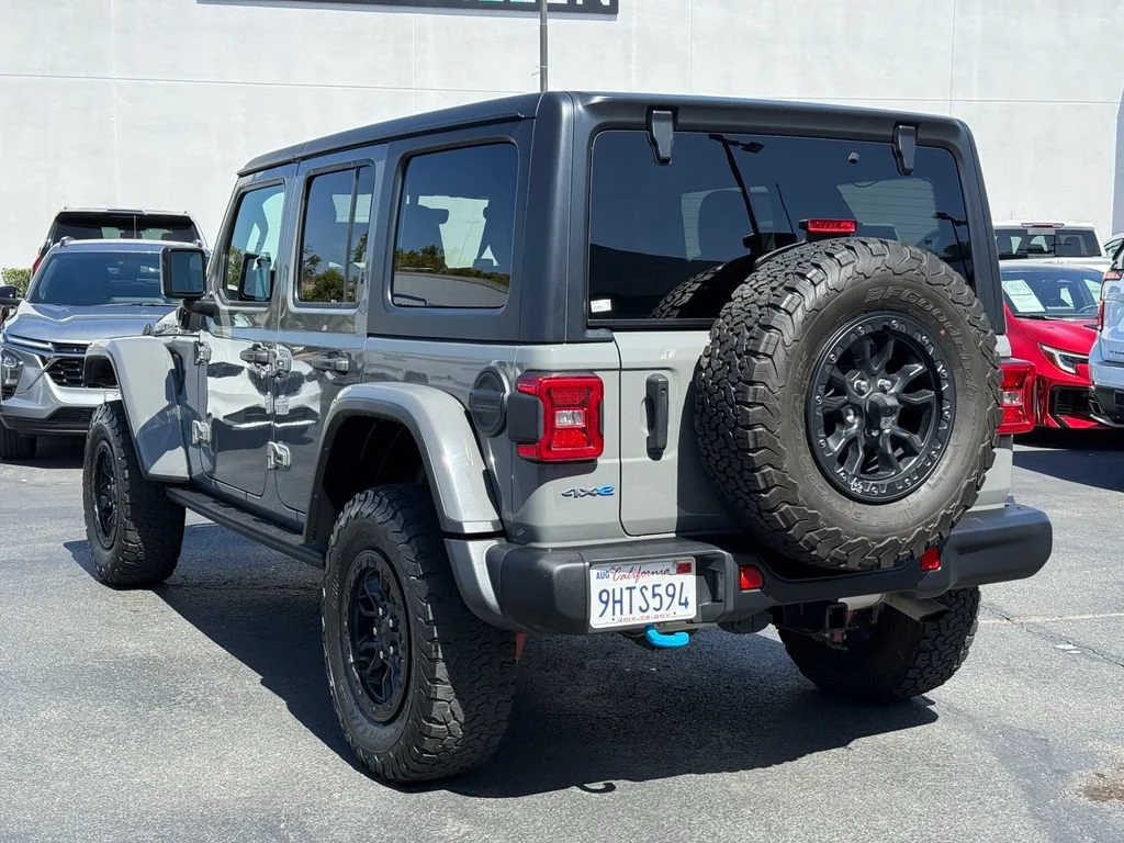 Used 2023 Gray Jeep Rubicon 20th Anniversary image 9