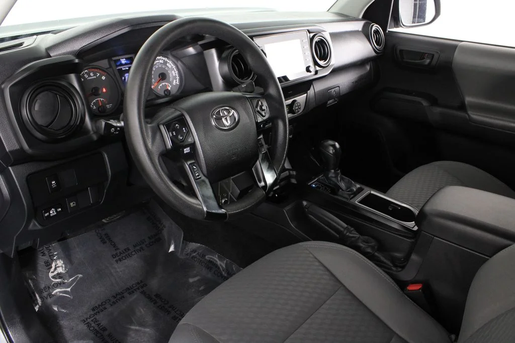 Used 2022 Silver Toyota SR image 17