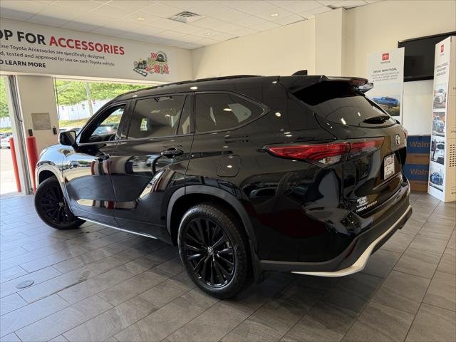 Certified Used 2025 ATTITUDE BLACK MC. Toyota  image 6