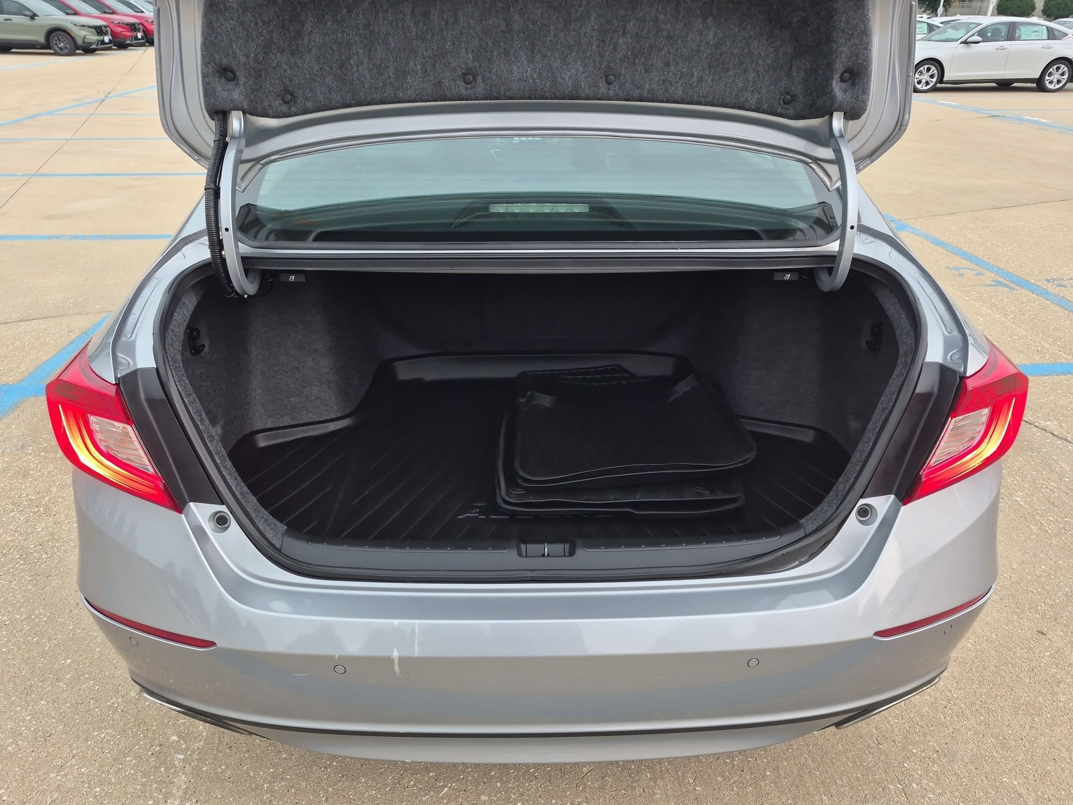 2018 Honda Accord Touring - Photo 27