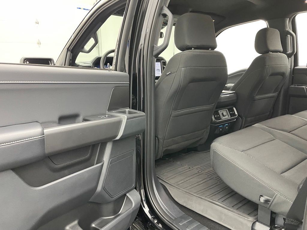 Used 2024 Black Metallic Ford XLT image 36