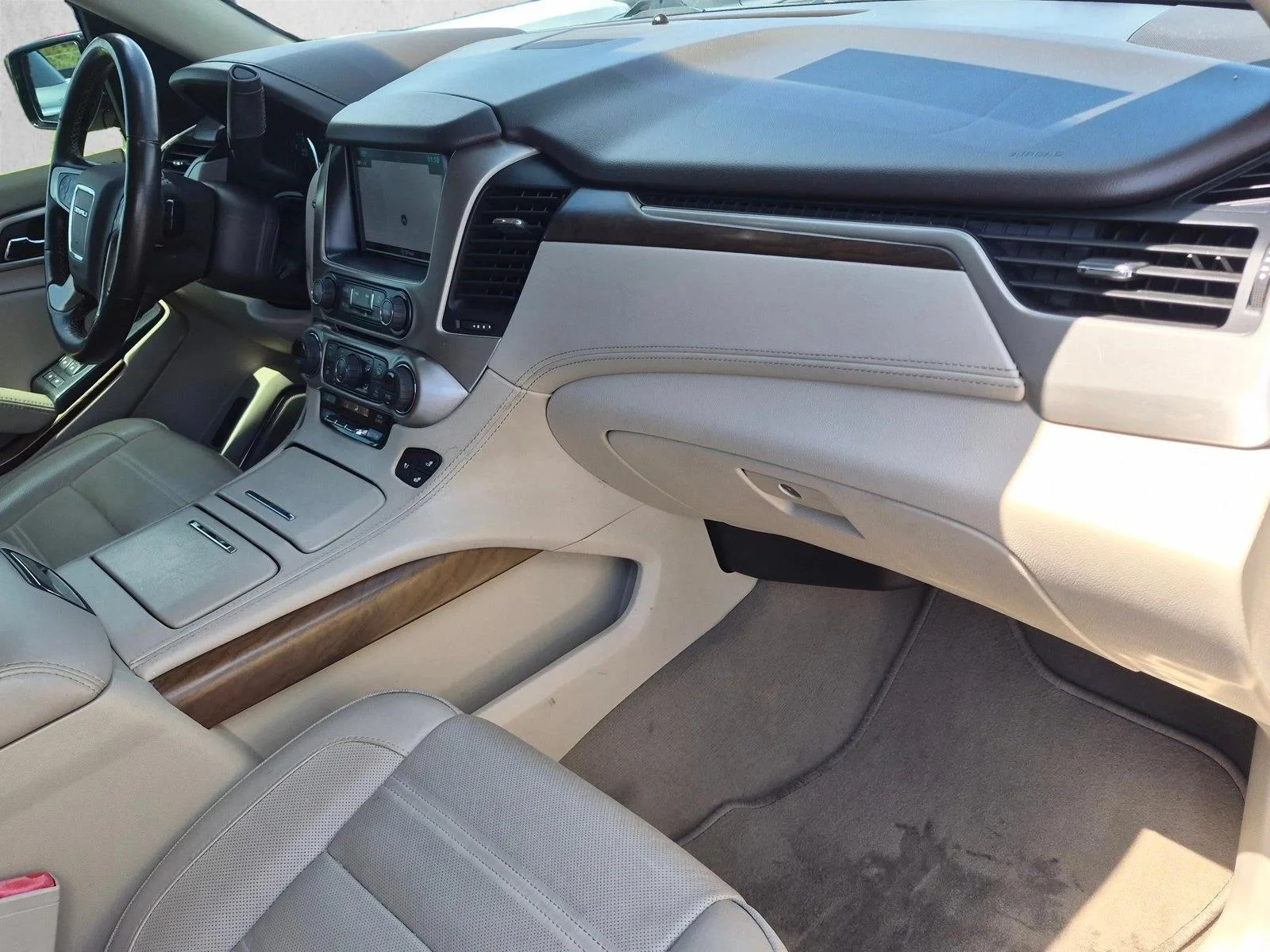 Used 2019 Crimson Red Tintcoat GMC Denali image 22
