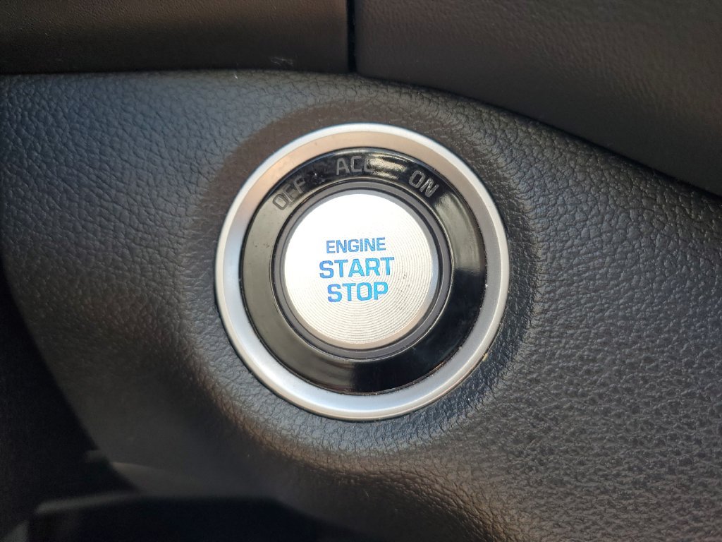 Used 2020 Silver Hyundai Ultimate image 25