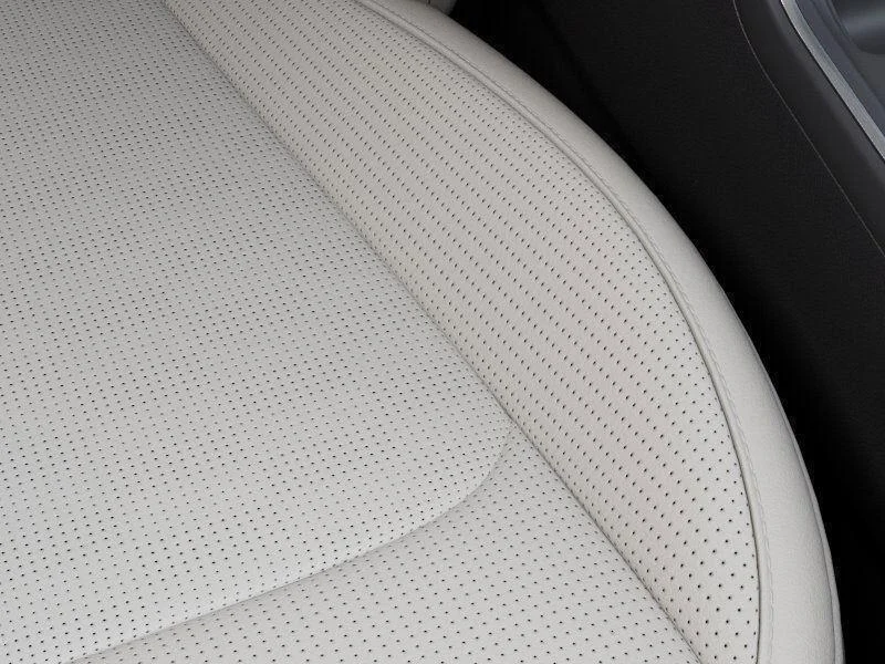 2025 Kia Sorento S - Photo 16