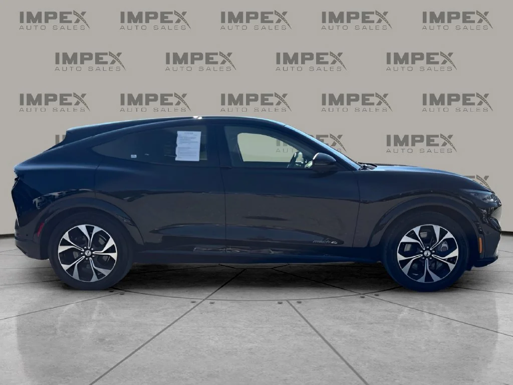 Used 2023 Black Ford Premium image 6