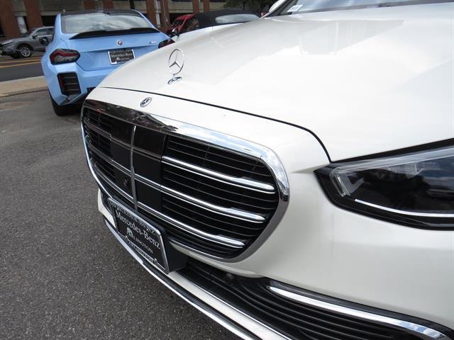 Certified Used 2023 MANUFAKTUR Diamond White Mercedes-Benz S 500 image 26