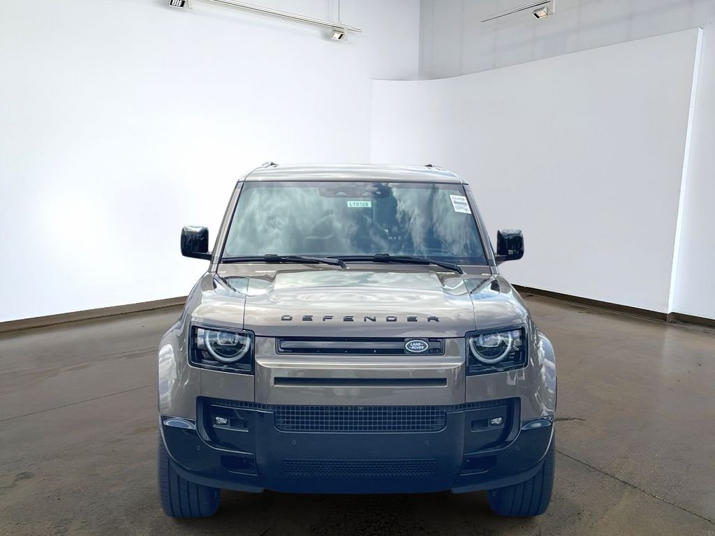 New 2026 Gondwana Stone Land Rover X-Dynamic SE image 2
