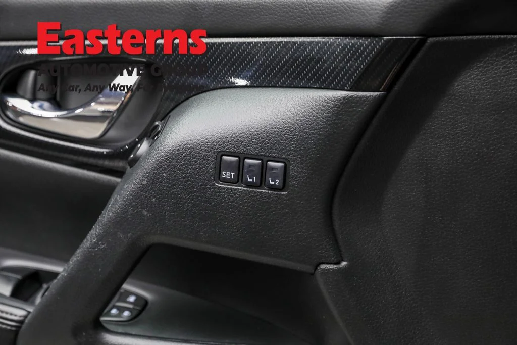 Used 2020 Black Nissan SL image 22