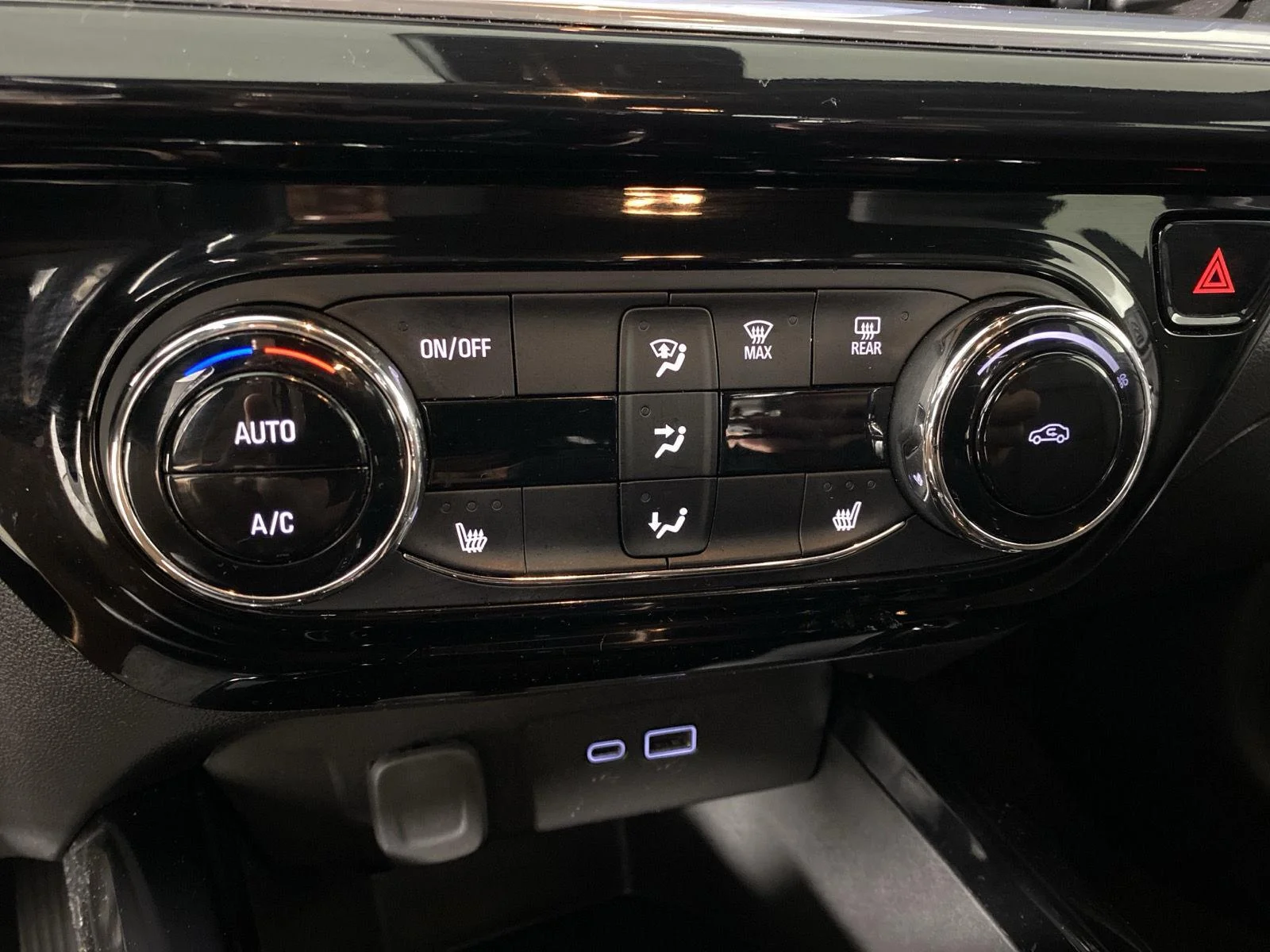 Used 2024 Mosaic Black Metallic Chevrolet 2RS image 18