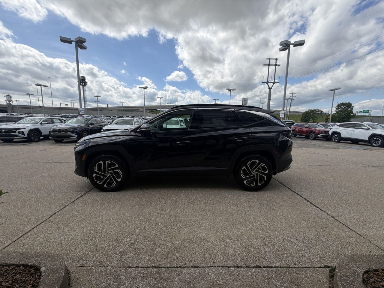 New 2026 Ash Black Hyundai Limited image 17