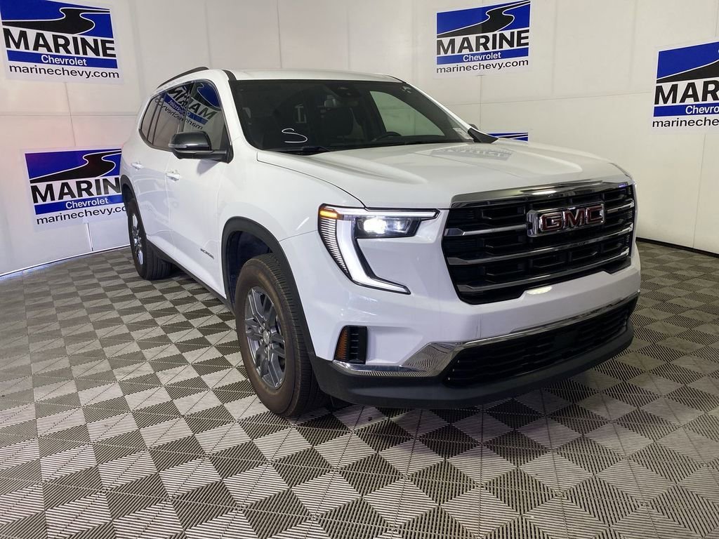 2025 GMC Acadia Elevation FWD's photo