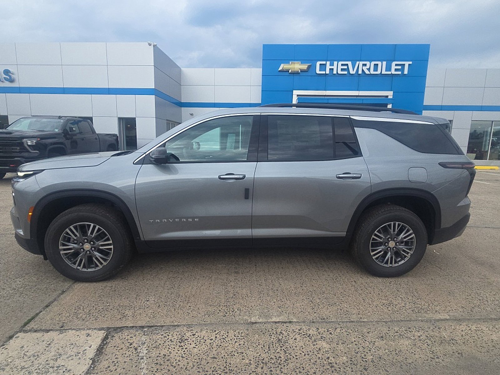 2026 Chevrolet Traverse LT - Photo 7