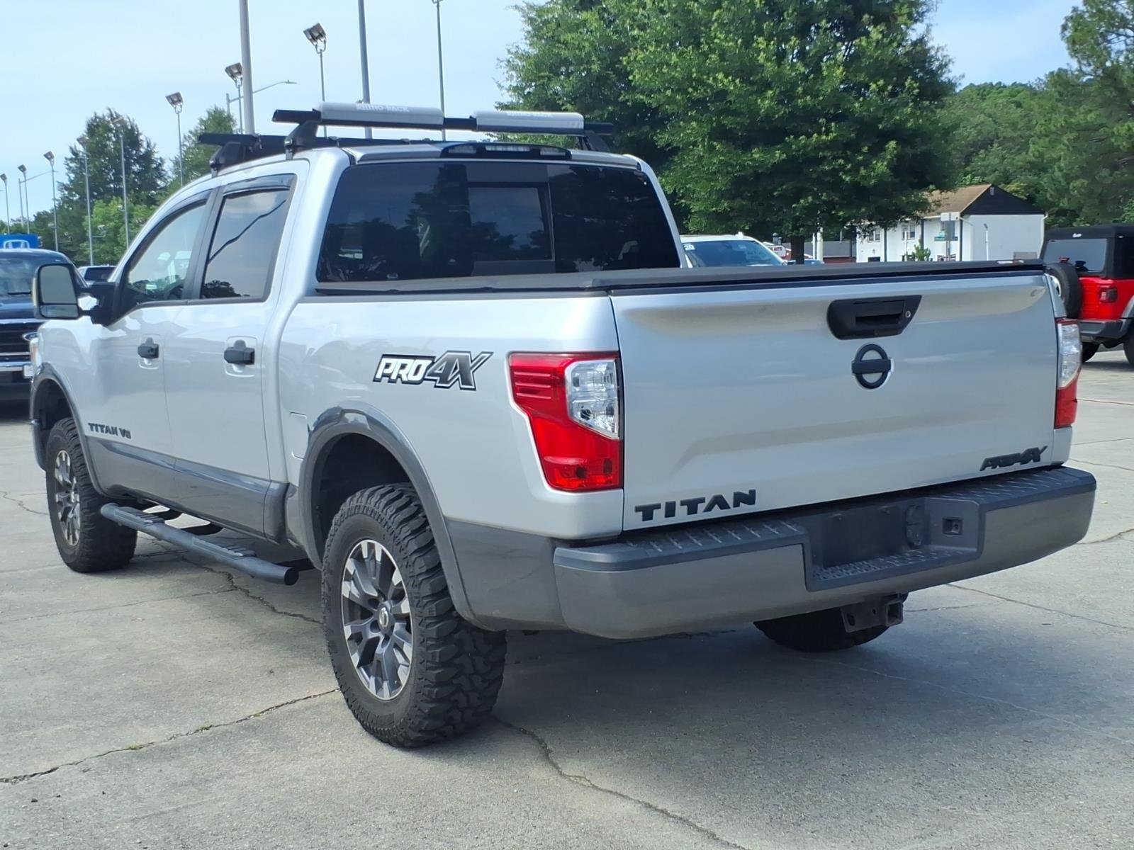Used 2018 Brilliant Silver Nissan PRO-4X image 9