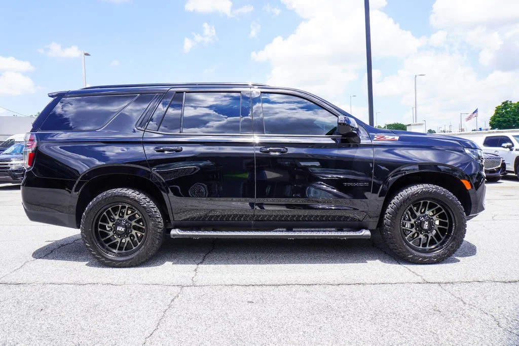 Used 2024 Black Chevrolet Z71 image 29
