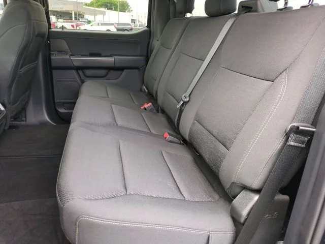 Used 2024 Blue Ford XLT image 28