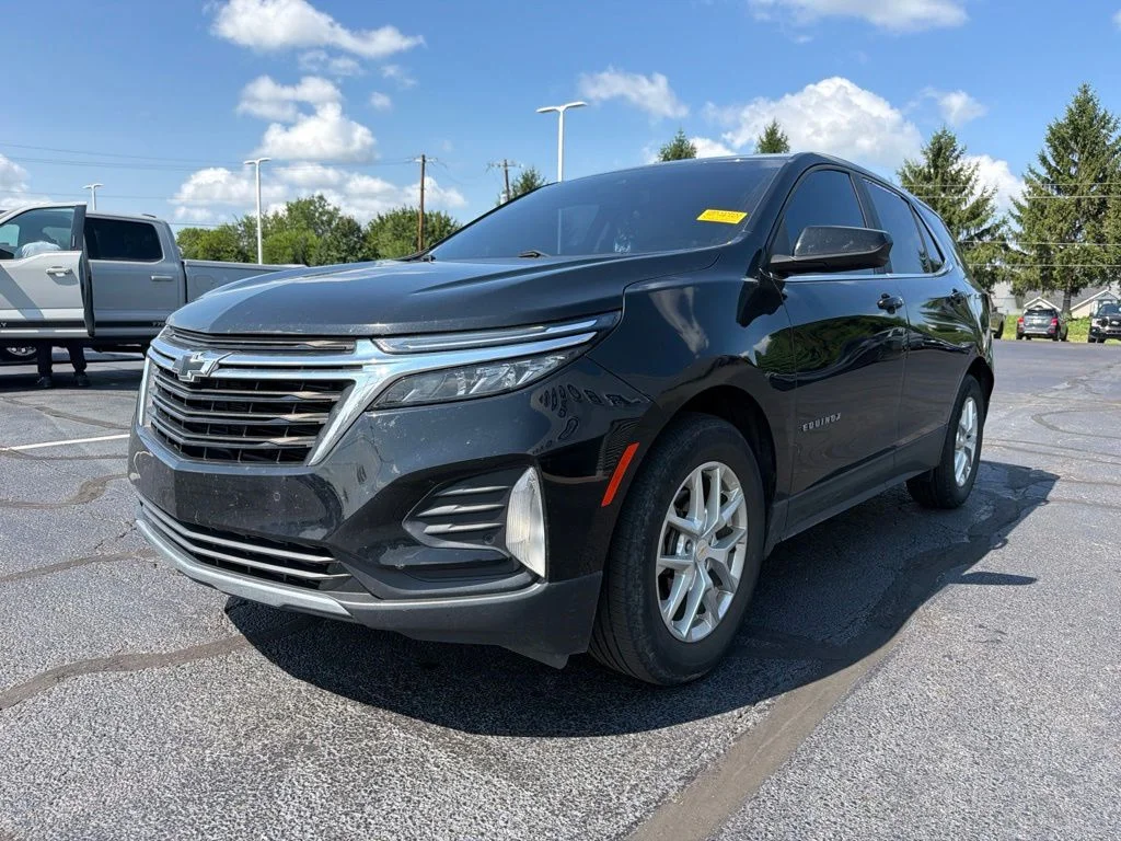 Used 2022 Black Chevrolet LT image 5