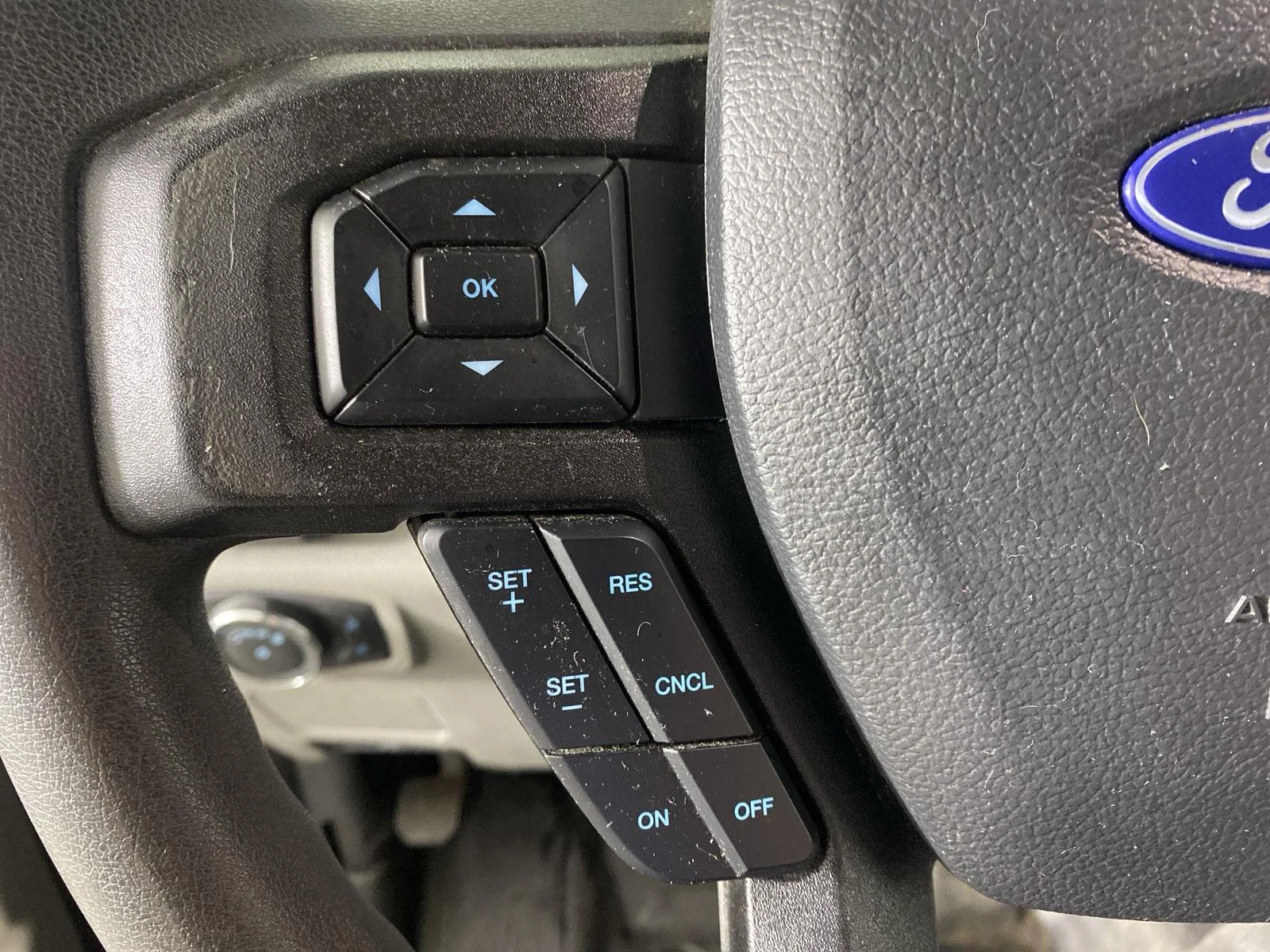 Used 2022 Agate Black Ford XL image 17