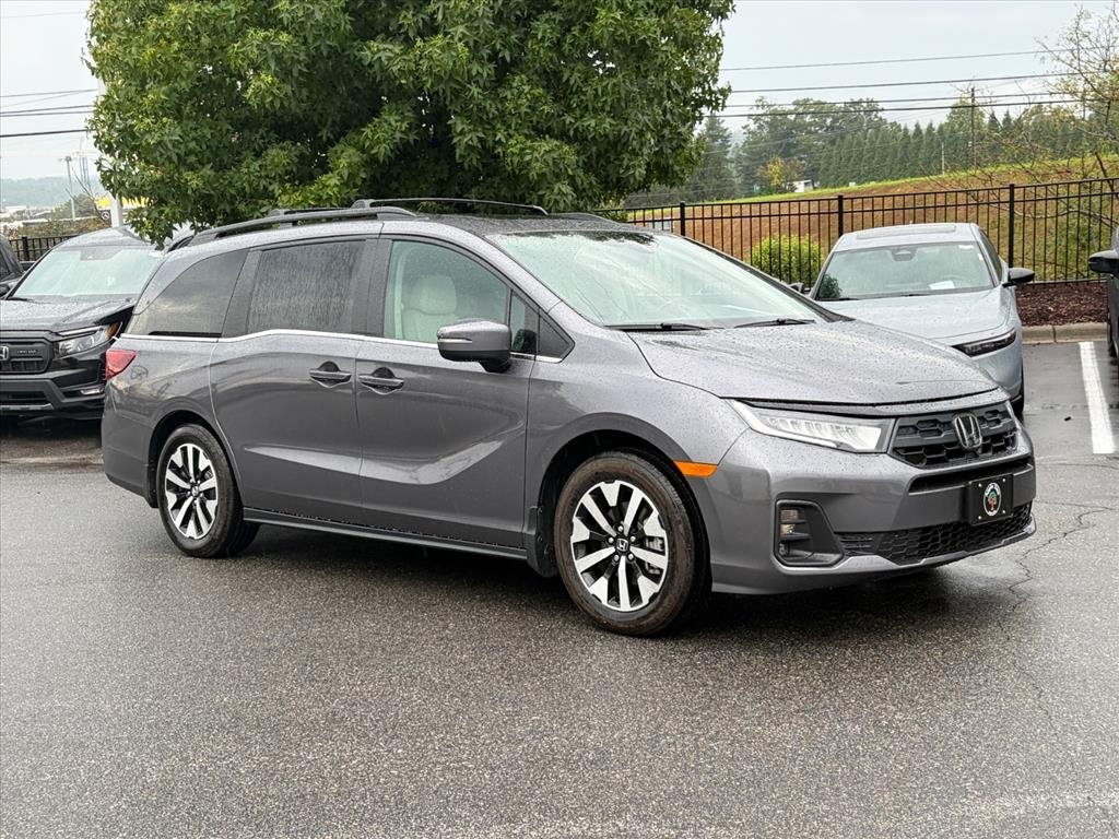 Used 2026 Modern Steel Metallic Honda EX-L image 2