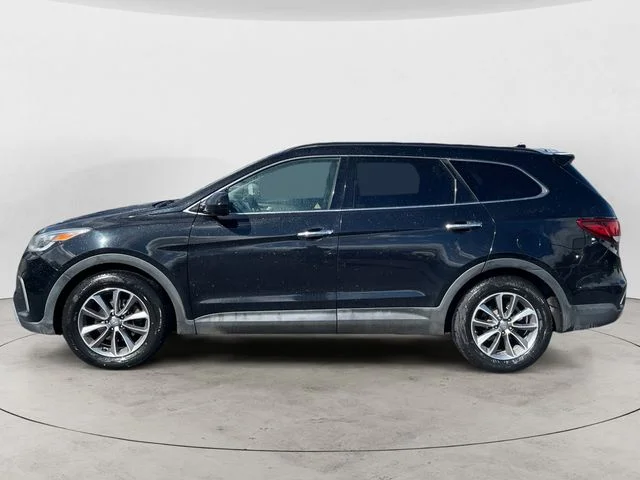 Used 2017 Hyundai Santa Fe SE with VIN KM8SMDHF5HU184946 for sale in Bend, OR
