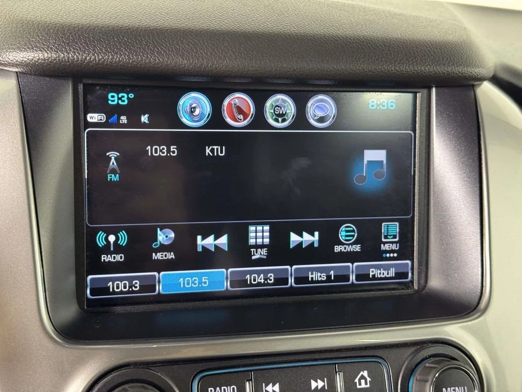 Used 2020 Gray Chevrolet LT image 27