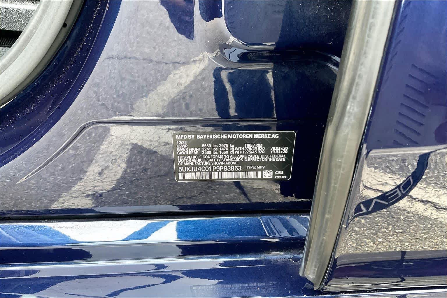 Used 2023 Tanzanite Blue II Metallic BMW M50i image 33