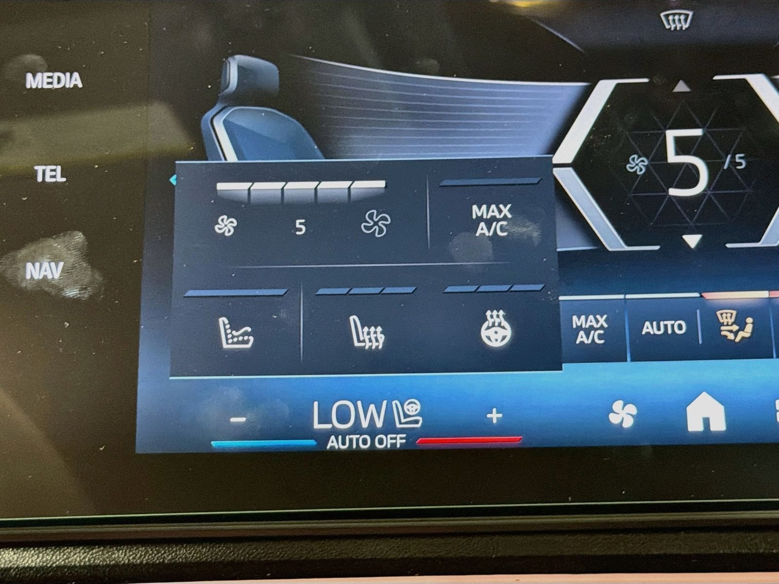 New 2026 Black Sapphire Metallic BMW xDrive28i image 19
