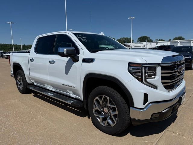 2026 GMC Sierra 4WD Crew Cab Short Box SLT's photo