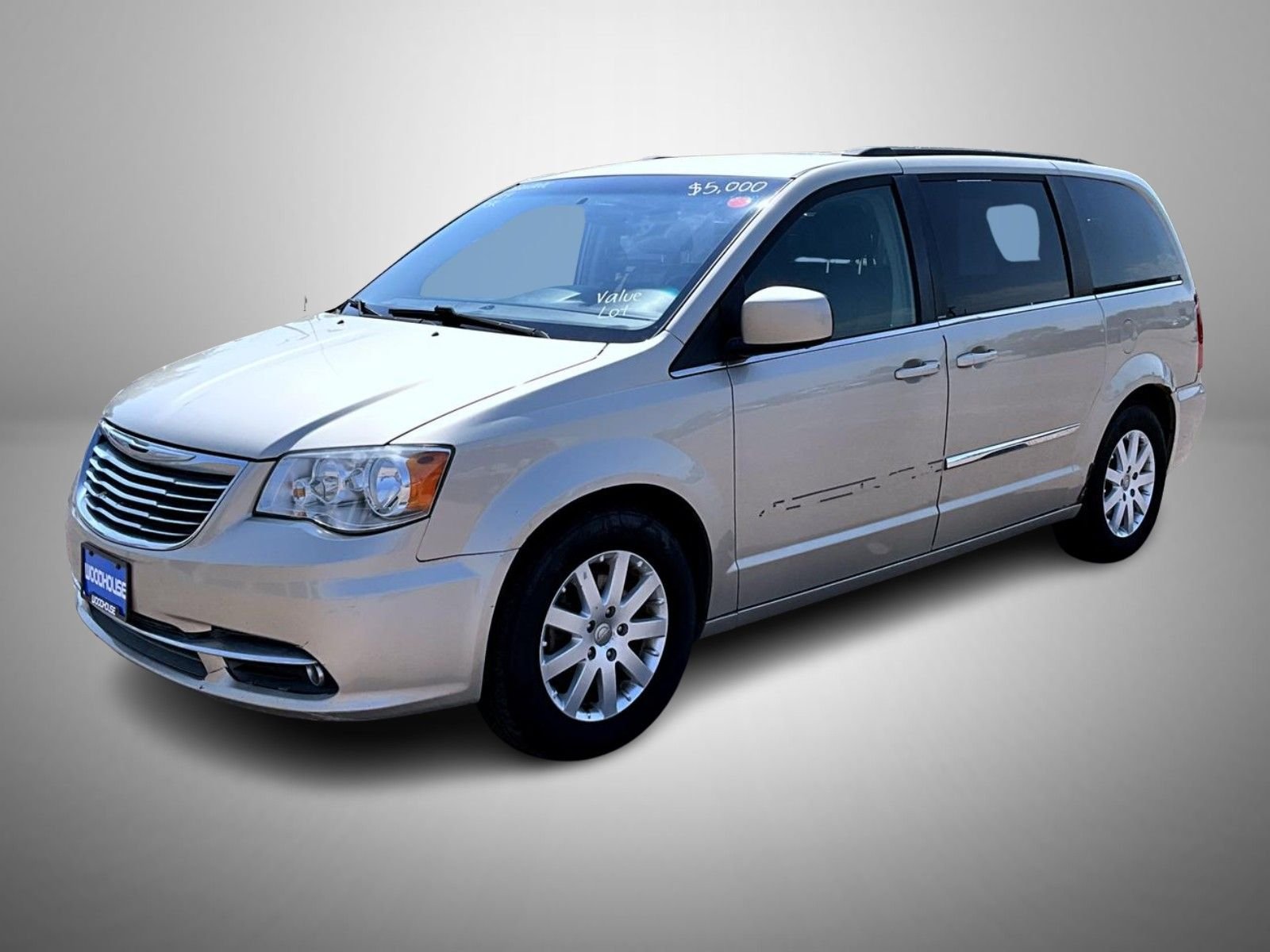 Used 2014 Beige Chrysler Touring image 1