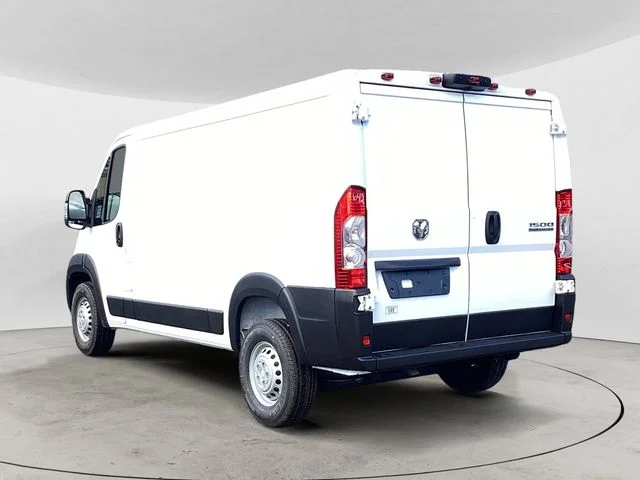 New 2026 Bright White Clearcoat Ram PROMASTER 1500 TRADESMAN CARGO VAN LOW ROOF 136