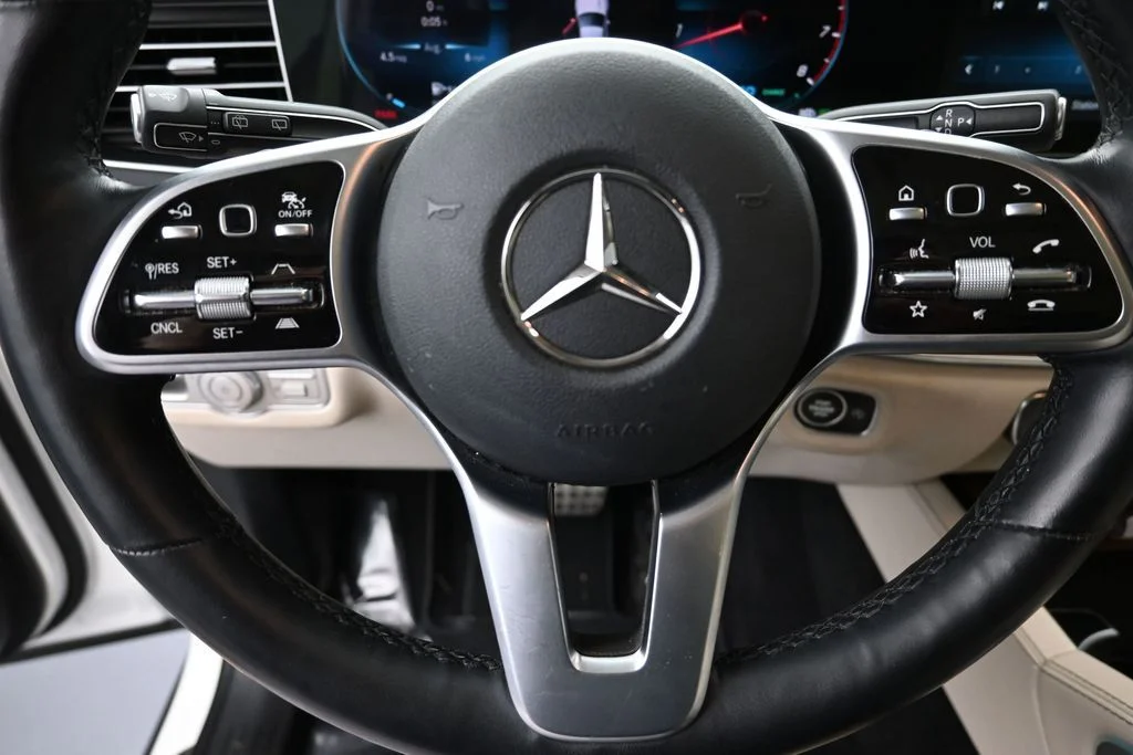 Used 2022 White Mercedes-Benz GLS 450 image 13