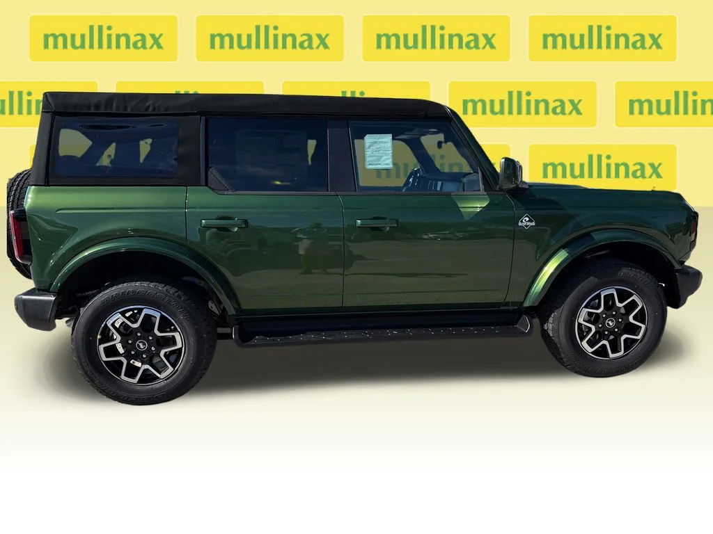 New 2025 Green Ford Outer Banks image 17