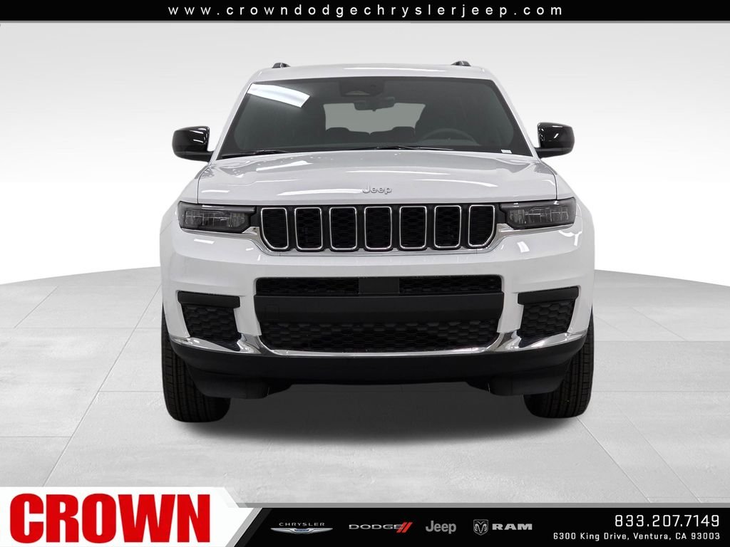 New 2026 Bright White Clear-Coat Exterior Paint Jeep Laredo image 2