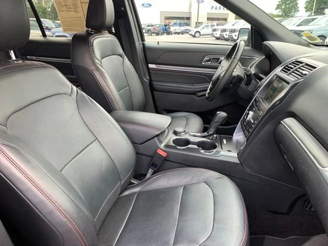 Used 2018 Gray Ford Sport image 17