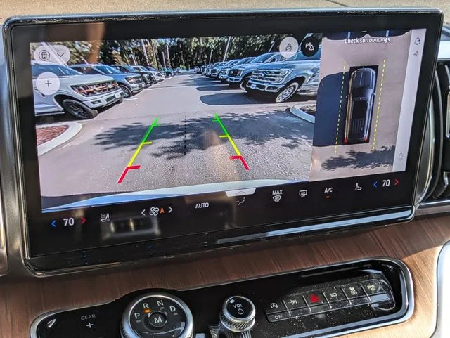 New 2027 Star White Metallic Tri-Coat Ford MAX King Ranch® image 21