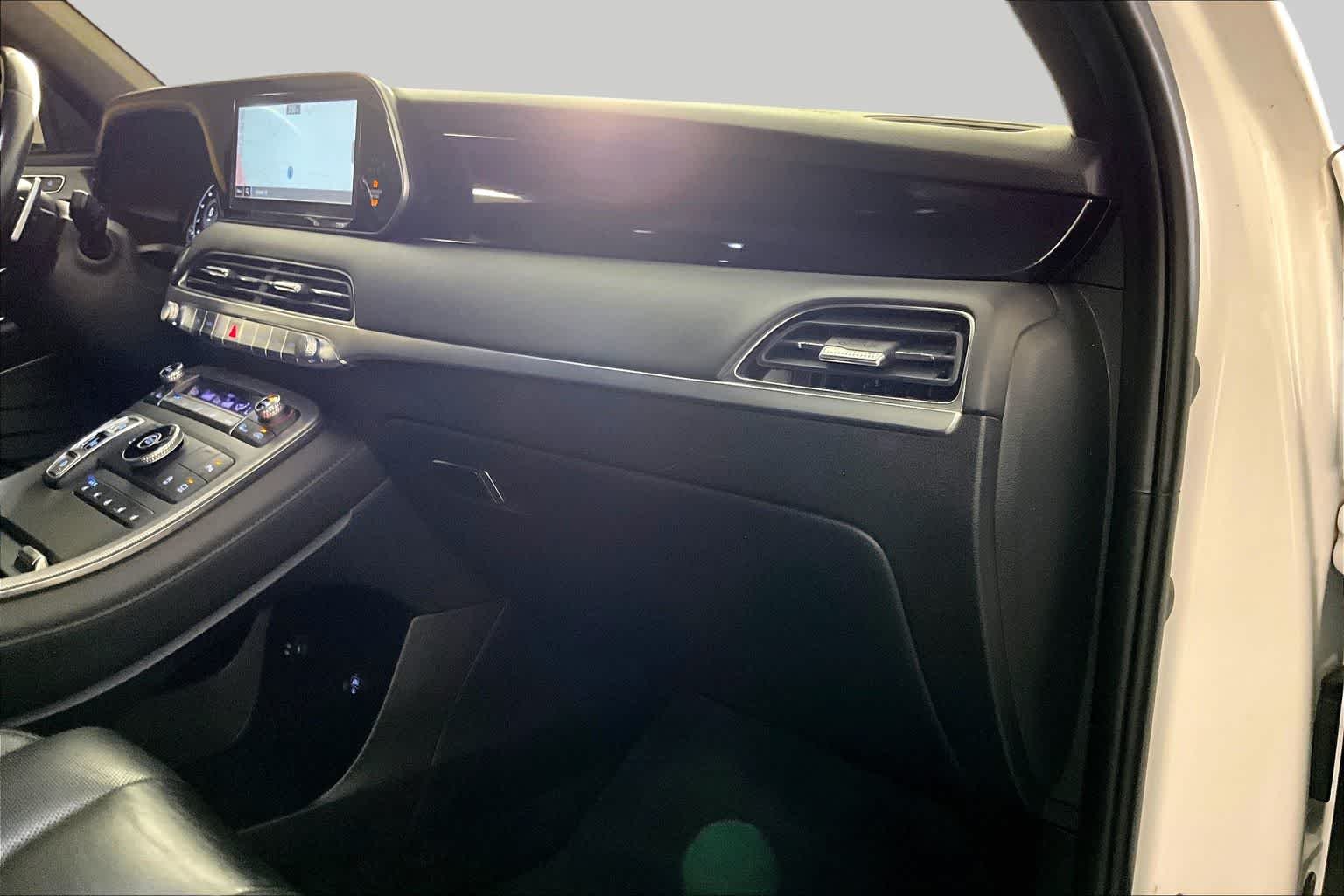 Used 2022 Hyper White Hyundai Calligraphy image 17
