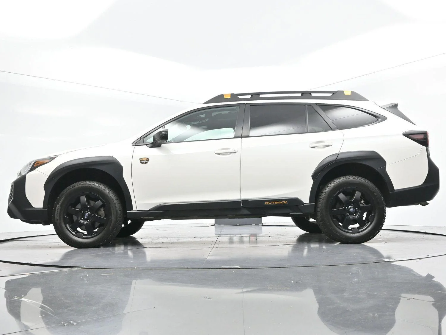 Used 2024 Crystal White Pearl Subaru Wilderness image 44