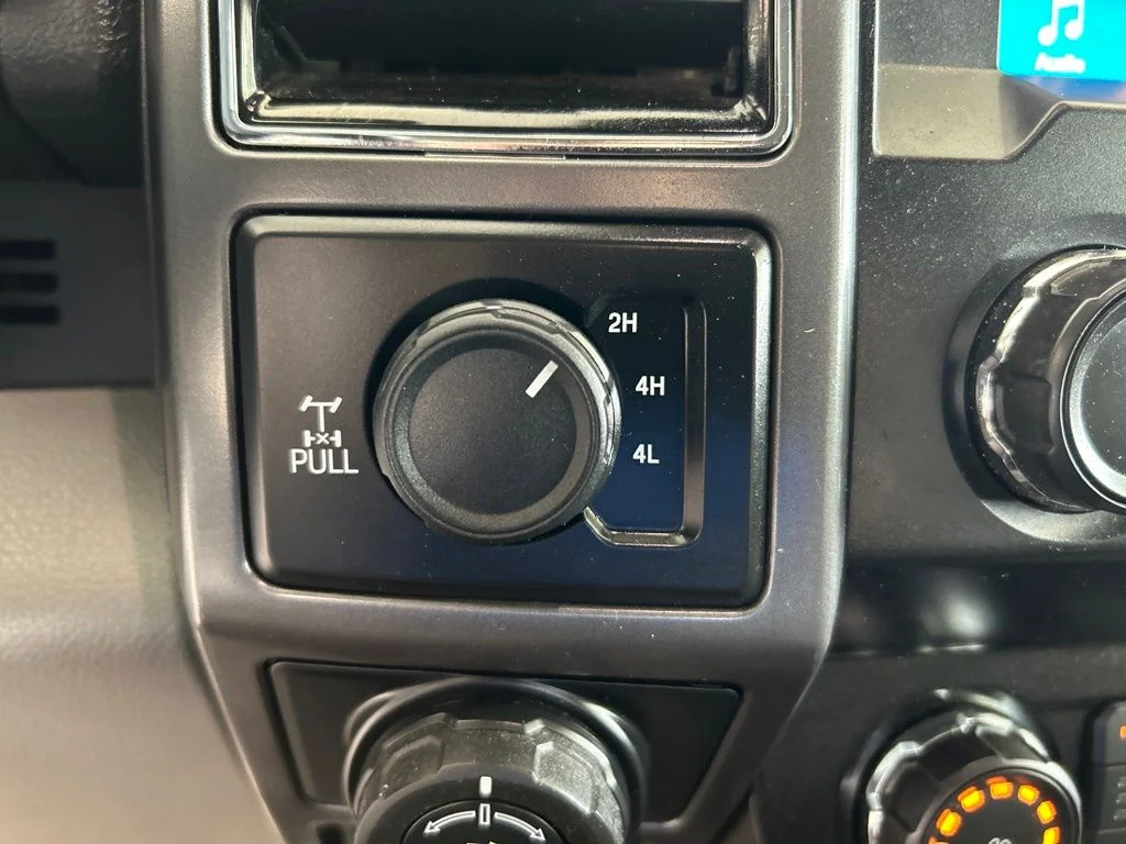 Used 2019 Black Ford XLT image 49